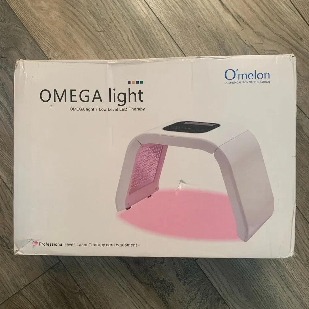 NEW 0'MELON OMEGA LIGHT 4 COLOR LED SKIN CARE SOLUTION